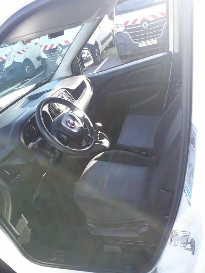 Fiat Doblo 105cv Frigo - Хладилен бус: снимка 2 Fiat Doblo 105cv Frigo - Хладилен бус: снимка 2