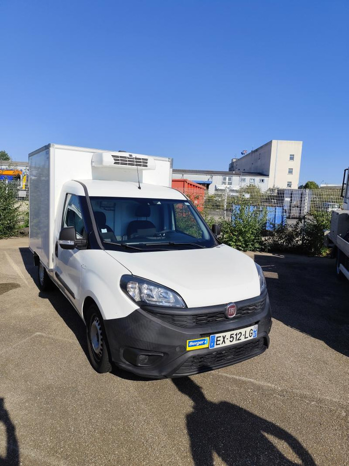 Fiat Doblo PC Caisse Frigorifique - Хладилен бус: снимка 2 Fiat Doblo PC Caisse Frigorifique - Хладилен бус: снимка 2