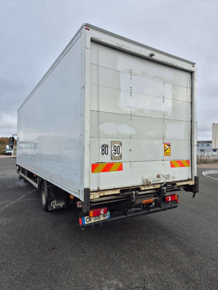 Renault Midlum 220.12 Extra Light fourgon caisse Polyfond avec hayon - Камион фургон: снимка 2 Renault Midlum 220.12 Extra Light fourgon caisse Polyfond avec hayon - Камион фургон: снимка 2