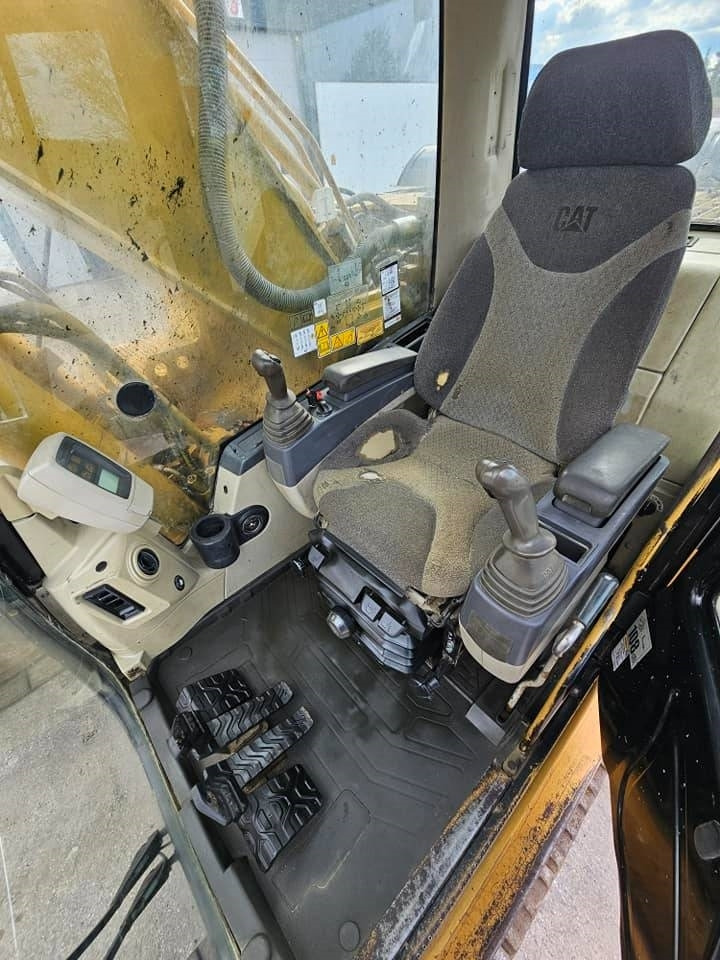 Лизинг на CAT 330 CL  CAT 330 CL: снимка 38