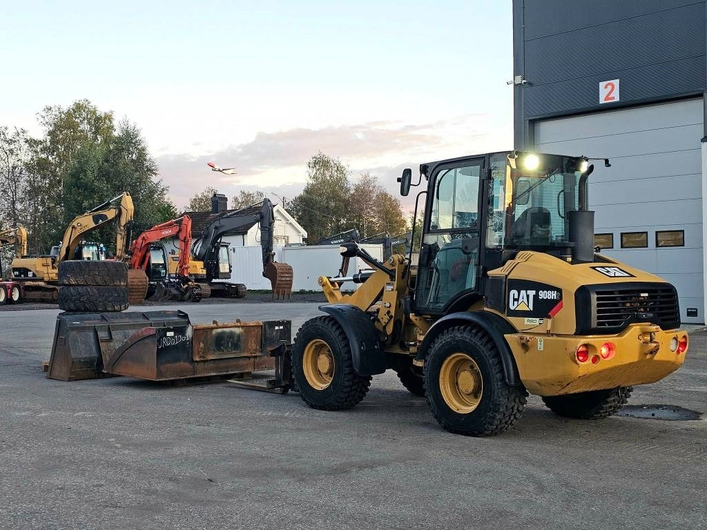 CAT 908 H 2 - Колесен товарач: снимка 3 CAT 908 H 2 - Колесен товарач: снимка 3