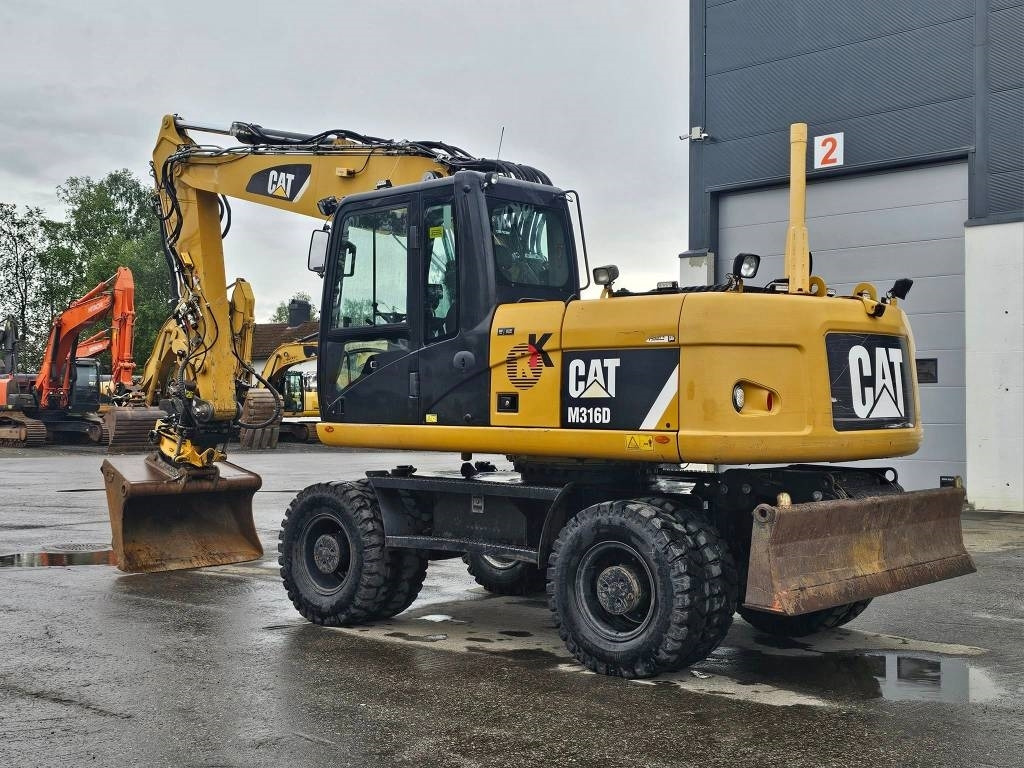 CAT M 316 D - Колесен багер: снимка 3 CAT M 316 D - Колесен багер: снимка 3