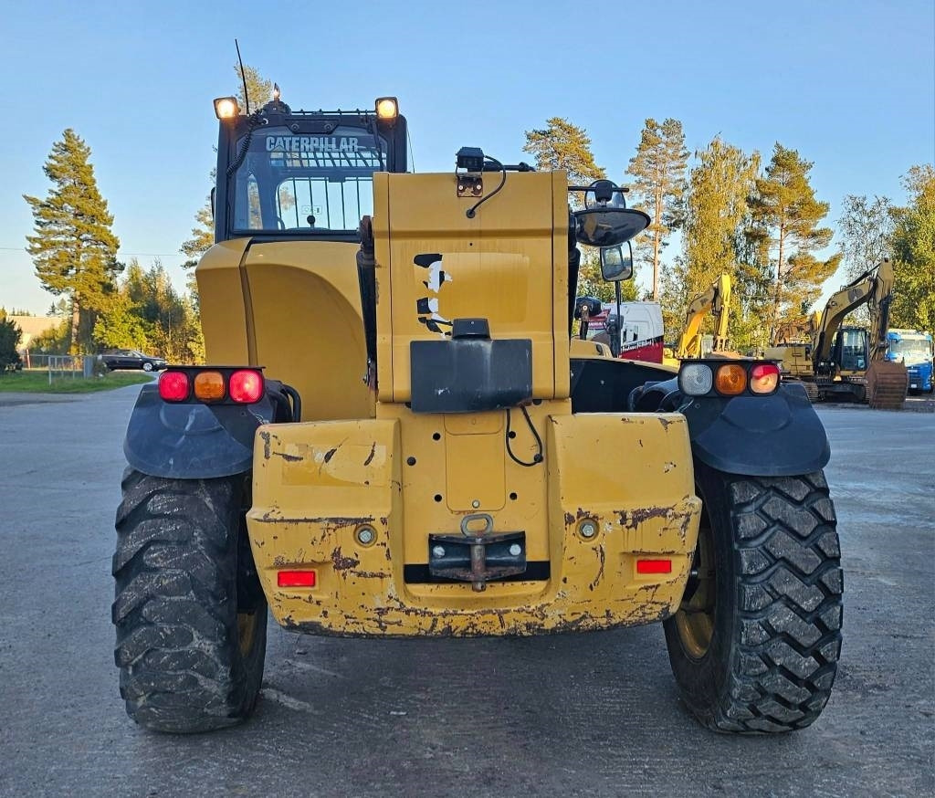 CAT TH 360 B - Телескопичен товарач: снимка 5 CAT TH 360 B - Телескопичен товарач: снимка 5