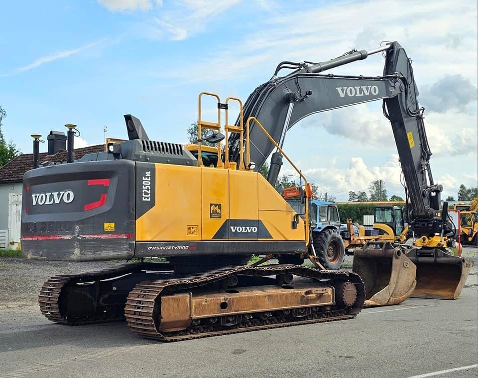 Volvo EC250 ENL - Верижен багер: снимка 5 Volvo EC250 ENL - Верижен багер: снимка 5