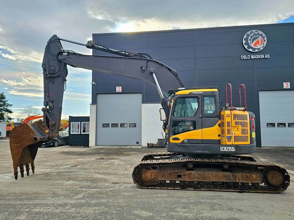 Volvo ECR 235 DL - Верижен багер: снимка 2 Volvo ECR 235 DL - Верижен багер: снимка 2