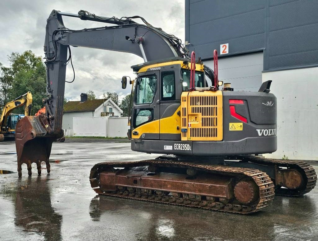 Volvo ECR235 DL - Верижен багер: снимка 3 Volvo ECR235 DL - Верижен багер: снимка 3