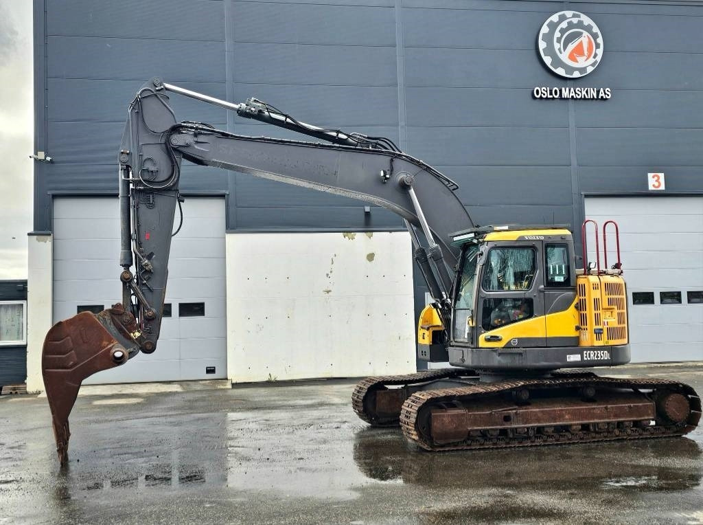 Volvo ECR235 DL - Верижен багер: снимка 2 Volvo ECR235 DL - Верижен багер: снимка 2