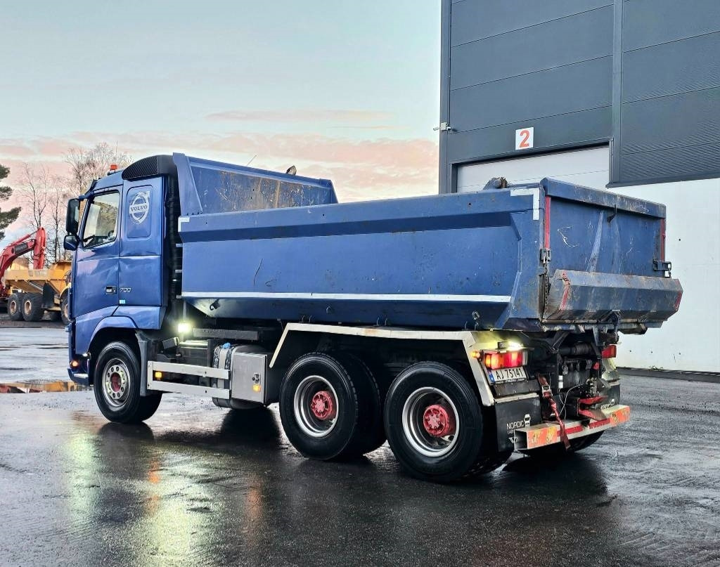 Volvo FH 16 700 - Самосвал камион: снимка 4 Volvo FH 16 700 - Самосвал камион: снимка 4