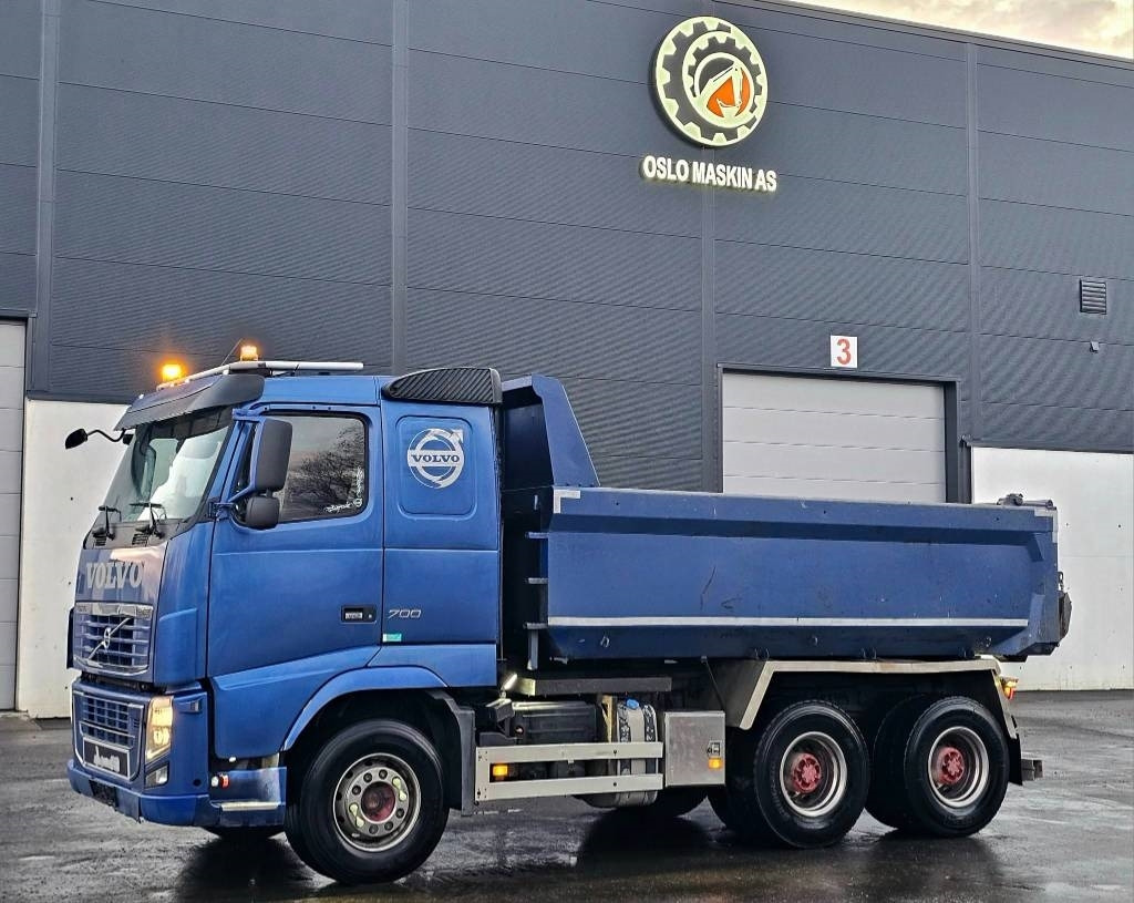 Volvo FH 16 700 - Самосвал камион: снимка 2 Volvo FH 16 700 - Самосвал камион: снимка 2