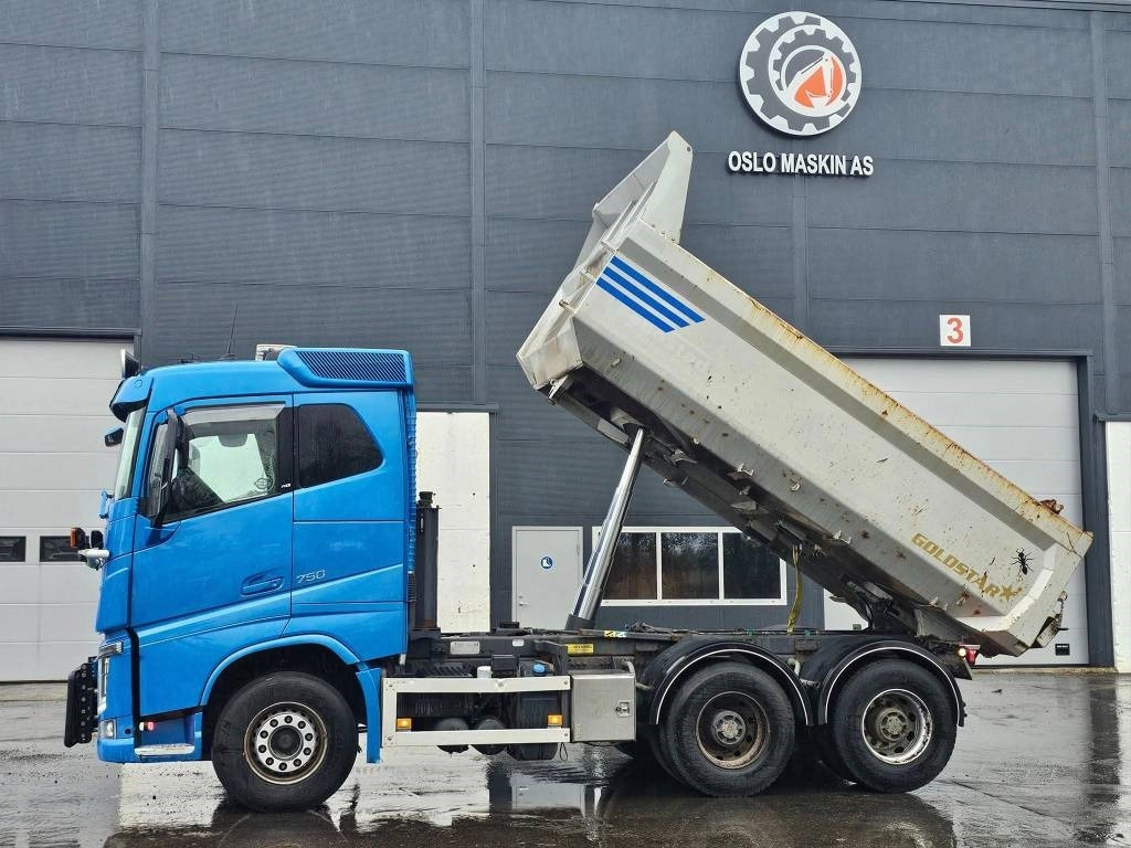 Volvo FH 16 750 - Самосвал камион: снимка 2 Volvo FH 16 750 - Самосвал камион: снимка 2
