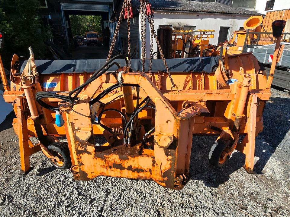 BeilhacK PV 30-4 Schneepflug Schneeschild Schneeschieber Winterdienst Schmidt für Unimog LKW U400 500 405 430 530 - Гребло за сняг: снимка 3 BeilhacK PV 30-4 Schneepflug Schneeschild Schneeschieber Winterdienst Schmidt für Unimog LKW U400 500 405 430 530 - Гребло за сняг: снимка 3