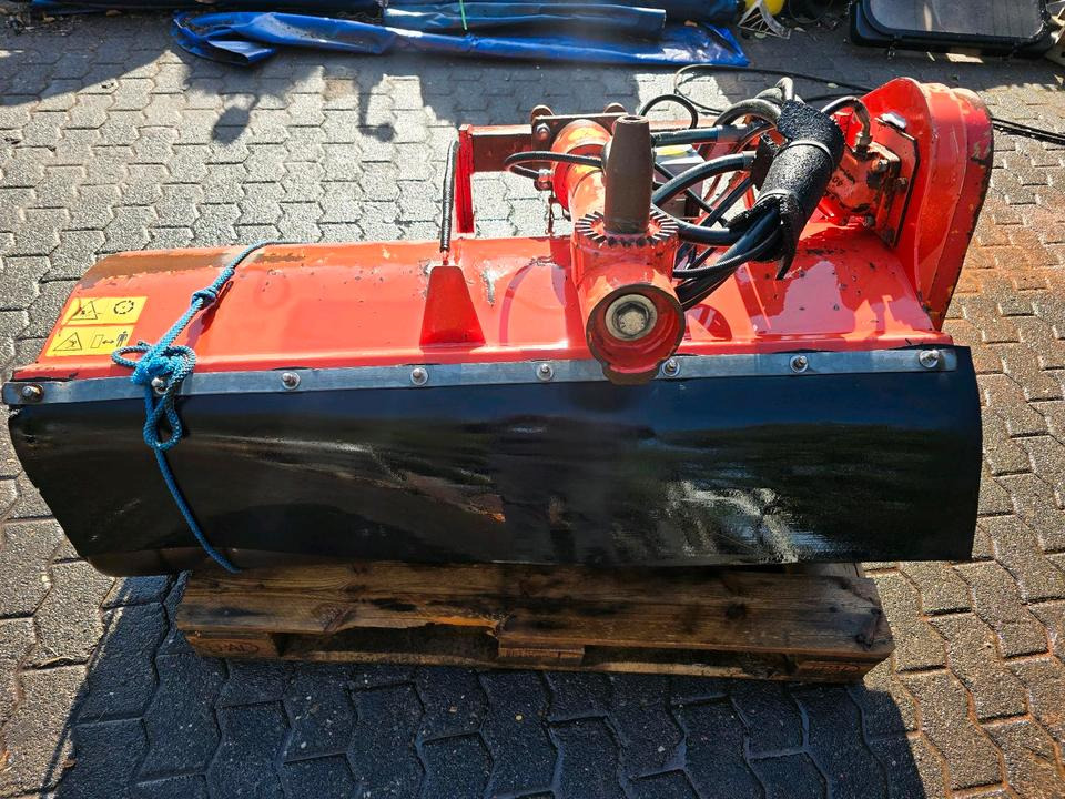 Dücker MKT 13 Mulchkopf Mähkorb für Mähausleger Böschungsmulcher Böschungsmäher UNA DUA SMT 500 600 700 800 - Косачка-шредер: снимка 3 Dücker MKT 13 Mulchkopf Mähkorb für Mähausleger Böschungsmulcher Böschungsmäher UNA DUA SMT 500 600 700 800 - Косачка-шредер: снимка 3