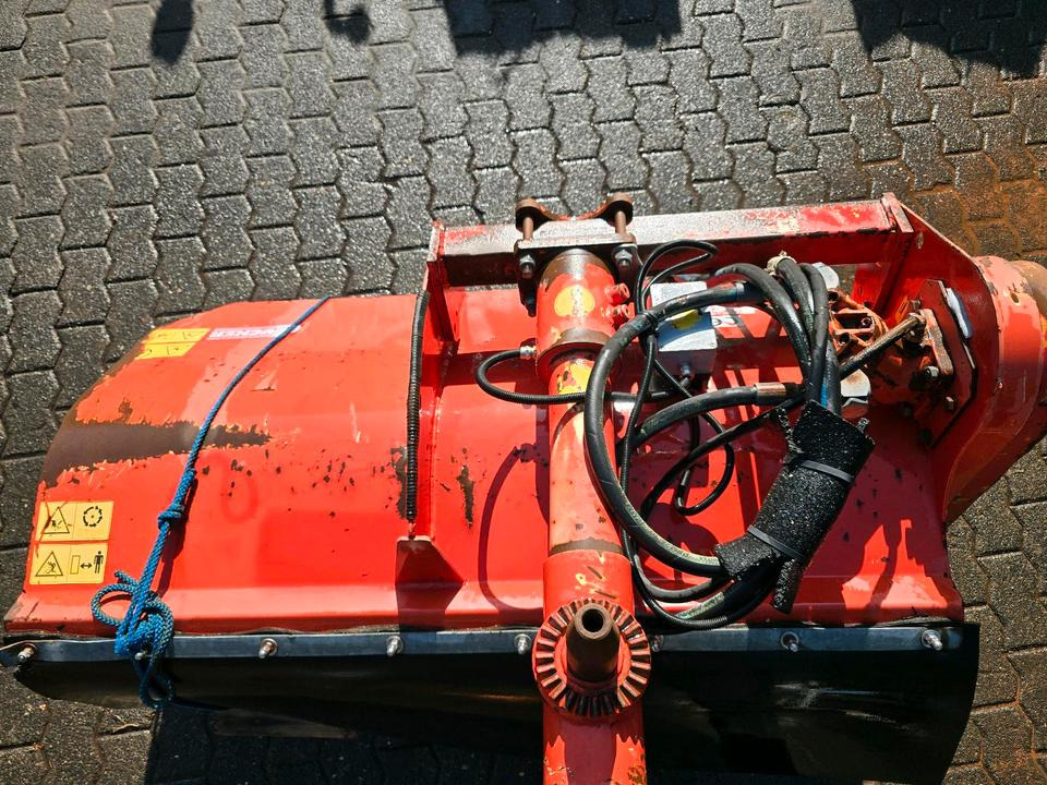 Dücker MKT 13 Mulchkopf Mähkorb für Mähausleger Böschungsmulcher Böschungsmäher UNA DUA SMT 500 600 700 800 - Косачка-шредер: снимка 5 Dücker MKT 13 Mulchkopf Mähkorb für Mähausleger Böschungsmulcher Böschungsmäher UNA DUA SMT 500 600 700 800 - Косачка-шредер: снимка 5
