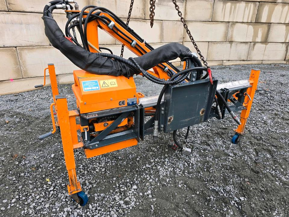 Fiedler FFA 400 M Mähausleger für Multicar M30 Ladog Böschungsmäher Böschungsmulcher Hangmäher - Шредер с телескопично рамо: снимка 1 Fiedler FFA 400 M Mähausleger für Multicar M30 Ladog Böschungsmäher Böschungsmulcher Hangmäher - Шредер с телескопично рамо: снимка 1