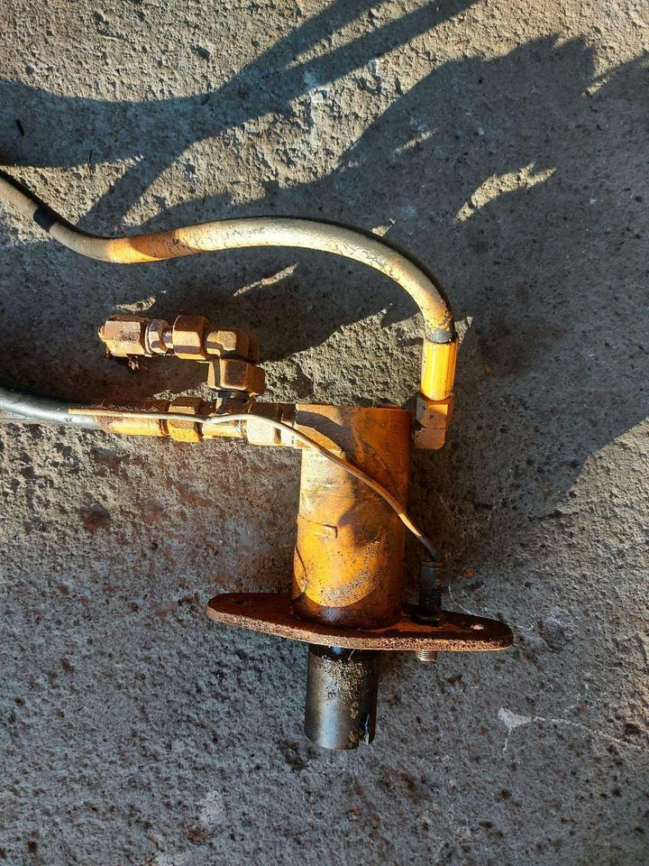 Hydraulikmotor Schmidt DST SST Salzstreuer Winterdienst Unimog - Хидравличен мотор за Комунална/ Специална техника: снимка 3 Hydraulikmotor Schmidt DST SST Salzstreuer Winterdienst Unimog - Хидравличен мотор за Комунална/ Специална техника: снимка 3