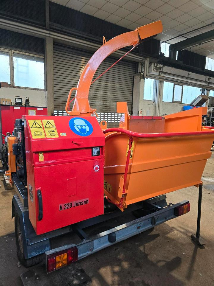 Jensen A328 Holzhäcksler Holzhacker Häcksler Hacker Holzhackschnitzler Schredder - Дробилка за дървесина: снимка 3 Jensen A328 Holzhäcksler Holzhacker Häcksler Hacker Holzhackschnitzler Schredder - Дробилка за дървесина: снимка 3