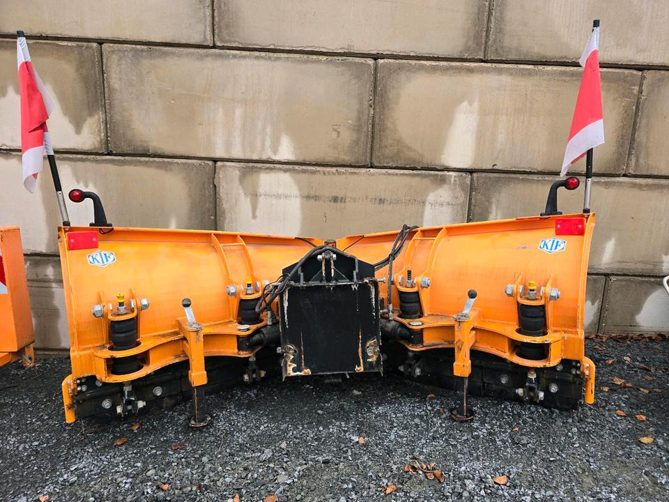 KIF V-Schneepflug CM 2400 Keilpflug Variopflug Schneeschieber Schneeschild Winterdienst Räumschild passend für Multicar Kramer Iseki Kubota Kleintraktor - Гребло за сняг: снимка 1 KIF V-Schneepflug CM 2400 Keilpflug Variopflug Schneeschieber Schneeschild Winterdienst Räumschild passend für Multicar Kramer Iseki Kubota Kleintraktor - Гребло за сняг: снимка 1