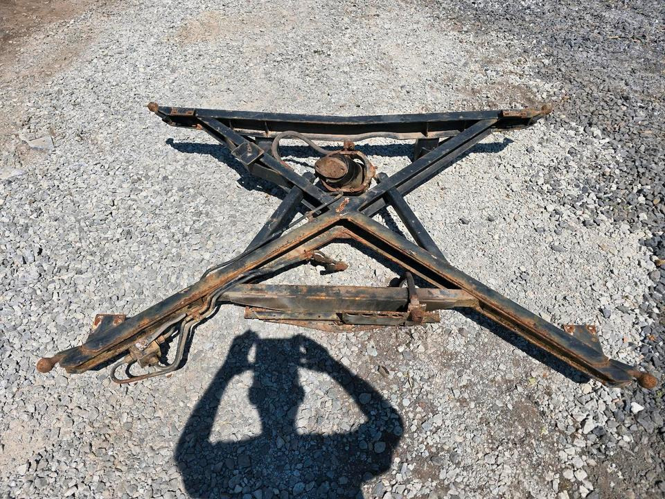 Kipperspinne Unimog 424 427 436 Mercedes Benz Kipperrahmen Kippzylinder Kipperstempel U 1000 1200 1400 1600 1500 1300 2100 - Рама/ Шаси за Камион: снимка 1 Kipperspinne Unimog 424 427 436 Mercedes Benz Kipperrahmen Kippzylinder Kipperstempel U 1000 1200 1400 1600 1500 1300 2100 - Рама/ Шаси за Камион: снимка 1