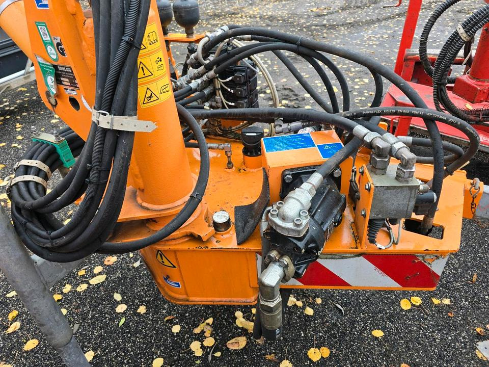 Mulag FME 500 Böschungsmäher Böschungsmulcher FME für Unimog 405 UGE UGN U300 400 500 423 427 430 530 MHU MFK DUA UNA - Шредер с телескопично рамо: снимка 3 Mulag FME 500 Böschungsmäher Böschungsmulcher FME für Unimog 405 UGE UGN U300 400 500 423 427 430 530 MHU MFK DUA UNA - Шредер с телескопично рамо: снимка 3