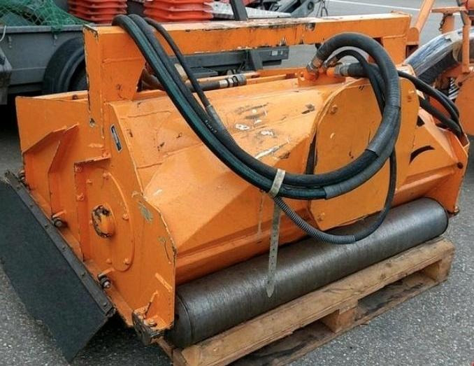 Mulag HSK 1200 Heckenschneidkopf für Mähausleger Böschungsmäher Böschungsmulcher SB MFK FME MKM Dücker Mulchkopf Forstmulcher 400 500 600 700 800 MHU - Косачка-шредер: снимка 1 Mulag HSK 1200 Heckenschneidkopf für Mähausleger Böschungsmäher Böschungsmulcher SB MFK FME MKM Dücker Mulchkopf Forstmulcher 400 500 600 700 800 MHU - Косачка-шредер: снимка 1