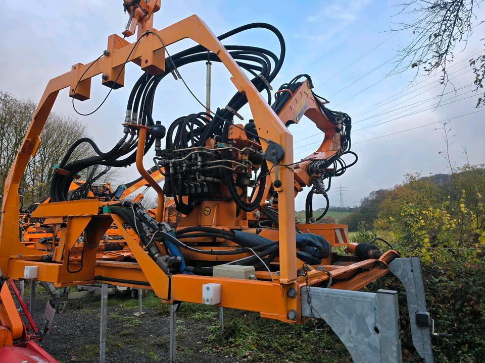 Mulag MHU 800 Mähausleger Teleskop Böschungsmäher Böschungsmulcher für Unimog 405 U 300 400 500 318 423 427 430 527 535 530 Mercedes-Benz - Шредер с телескопично рамо: снимка 5 Mulag MHU 800 Mähausleger Teleskop Böschungsmäher Böschungsmulcher für Unimog 405 U 300 400 500 318 423 427 430 527 535 530 Mercedes-Benz - Шредер с телескопично рамо: снимка 5