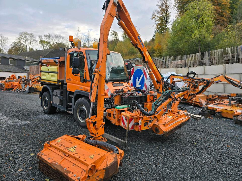 Mulag MKM 700 2015 Böschungsmäher Böschungsmulcher FME für Unimog 405 UGE UGN U300 400 500 423 427 430 530 MHU MFK DUA UNA - Шредер с телескопично рамо: снимка 3 Mulag MKM 700 2015 Böschungsmäher Böschungsmulcher FME für Unimog 405 UGE UGN U300 400 500 423 427 430 530 MHU MFK DUA UNA - Шредер с телескопично рамо: снимка 3