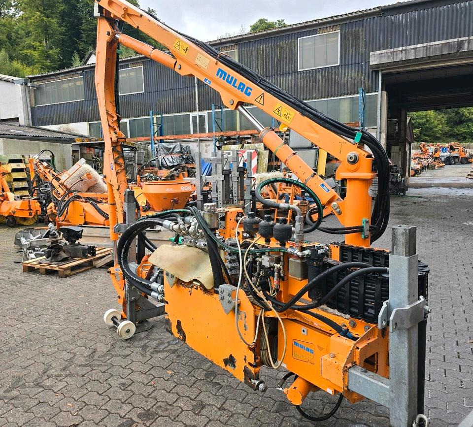 Mulag MKM 700 Böschungsmäher Böschungsmulcher FME für Unimog 405 U300 400 500 423 427 430 530 Dücker - Шредер с телескопично рамо: снимка 2 Mulag MKM 700 Böschungsmäher Böschungsmulcher FME für Unimog 405 U300 400 500 423 427 430 530 Dücker - Шредер с телескопично рамо: снимка 2