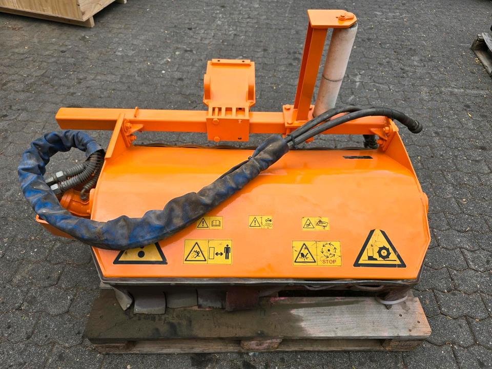 Mulag Mulchkopf MK-MSL Mähkorb Leitplankenmäher Mähausleger Böschungsmäher Böschungsmulcher Dücker Unimog 405 U300 400 500 427 423 530 - Косачка-шредер: снимка 1 Mulag Mulchkopf MK-MSL Mähkorb Leitplankenmäher Mähausleger Böschungsmäher Böschungsmulcher Dücker Unimog 405 U300 400 500 427 423 530 - Косачка-шредер: снимка 1