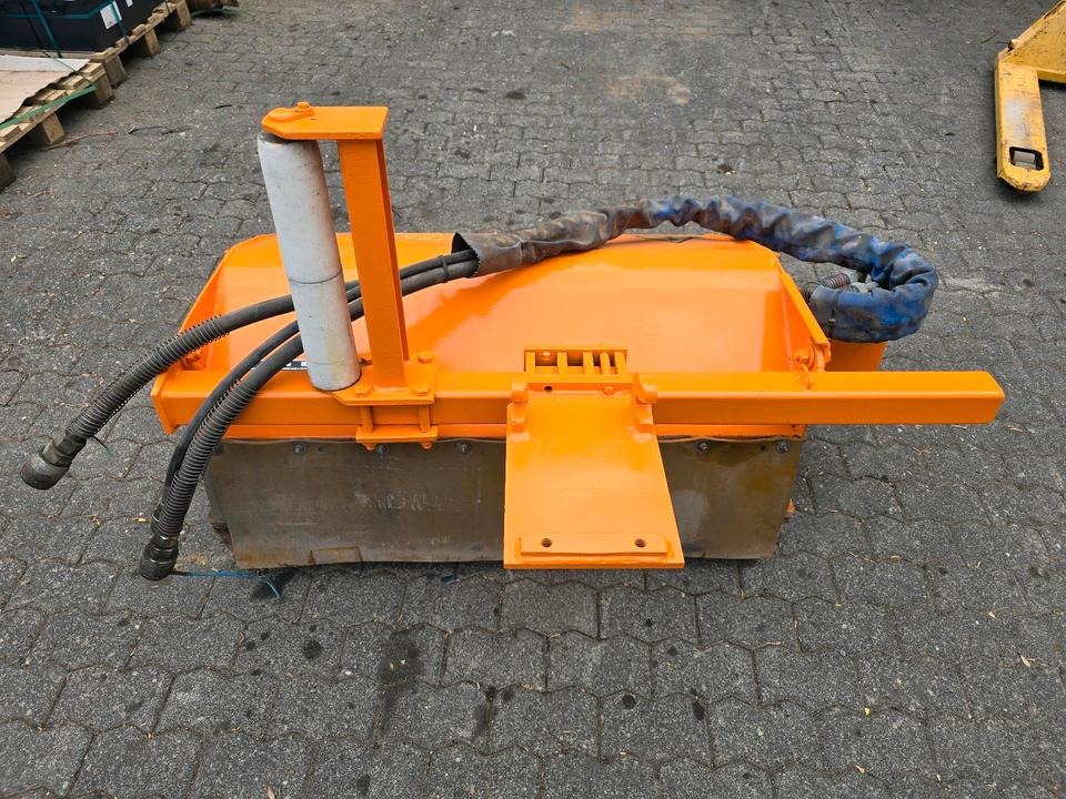 Mulag Mulchkopf MK-MSL Mähkorb Leitplankenmäher Mähausleger Böschungsmäher Böschungsmulcher Dücker Unimog 405 U300 400 500 427 423 530 - Косачка-шредер: снимка 3 Mulag Mulchkopf MK-MSL Mähkorb Leitplankenmäher Mähausleger Böschungsmäher Böschungsmulcher Dücker Unimog 405 U300 400 500 427 423 530 - Косачка-шредер: снимка 3