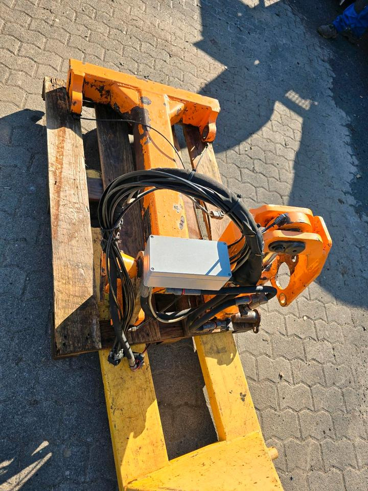 Mulag TR Torsionsrahmen Unimog 405 U300 300 U 400 500 Mercedes-Benz Böschungsmäher Böschungsmulcher Mähausleger FME 600 700 MKM FMK - Шредер с телескопично рамо: снимка 4 Mulag TR Torsionsrahmen Unimog 405 U300 300 U 400 500 Mercedes-Benz Böschungsmäher Böschungsmulcher Mähausleger FME 600 700 MKM FMK - Шредер с телескопично рамо: снимка 4