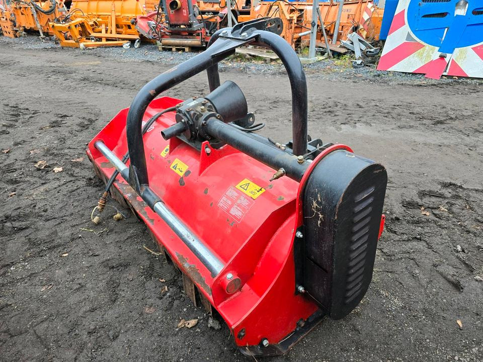 Mulchgerät 160cm Mulchmäher Frontmulchgerät Mulcher Querverschiebung Traktor Kleintraktor Iseki Kubota Seppi - Косачка-шредер/ Мулчер: снимка 4 Mulchgerät 160cm Mulchmäher Frontmulchgerät Mulcher Querverschiebung Traktor Kleintraktor Iseki Kubota Seppi - Косачка-шредер/ Мулчер: снимка 4