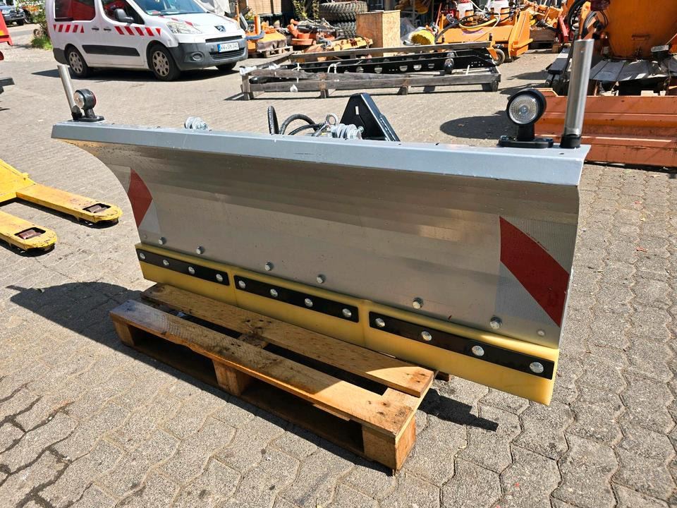 Гребло за сняг NEUWARE KIF Schneepflug CM 1600 Schneeschieber Schneeschild Winterdienst Räumschild passend für Multicar Kramer Iseki Kubota Kleintraktor: снимка 6