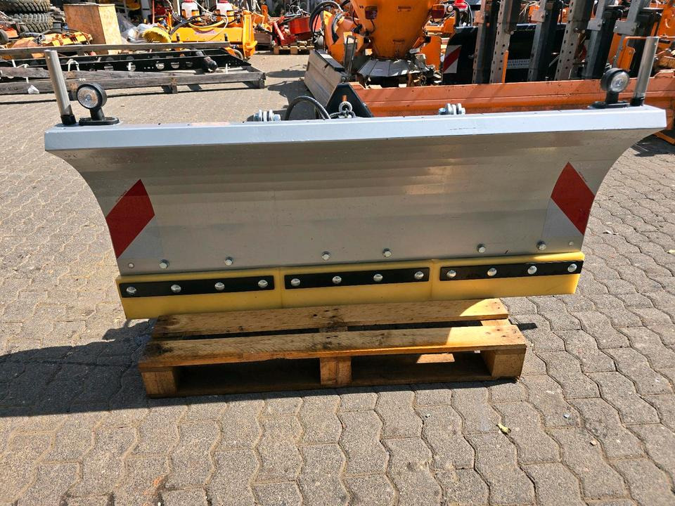 Гребло за сняг NEUWARE KIF Schneepflug CM 1600 Schneeschieber Schneeschild Winterdienst Räumschild passend für Multicar Kramer Iseki Kubota Kleintraktor: снимка 8