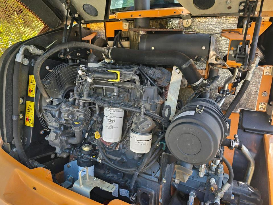 Колесен багер Neuwertiger Radlader Case 21F 21 F N 788 nur 550 Betriebstunden Lader Hoflader Frontlader 4x4 5000kg JCB Kramer: снимка 7 Колесен багер Neuwertiger Radlader Case 21F 21 F N 788 nur 550 Betriebstunden Lader Hoflader Frontlader 4x4 5000kg JCB Kramer: снимка 7