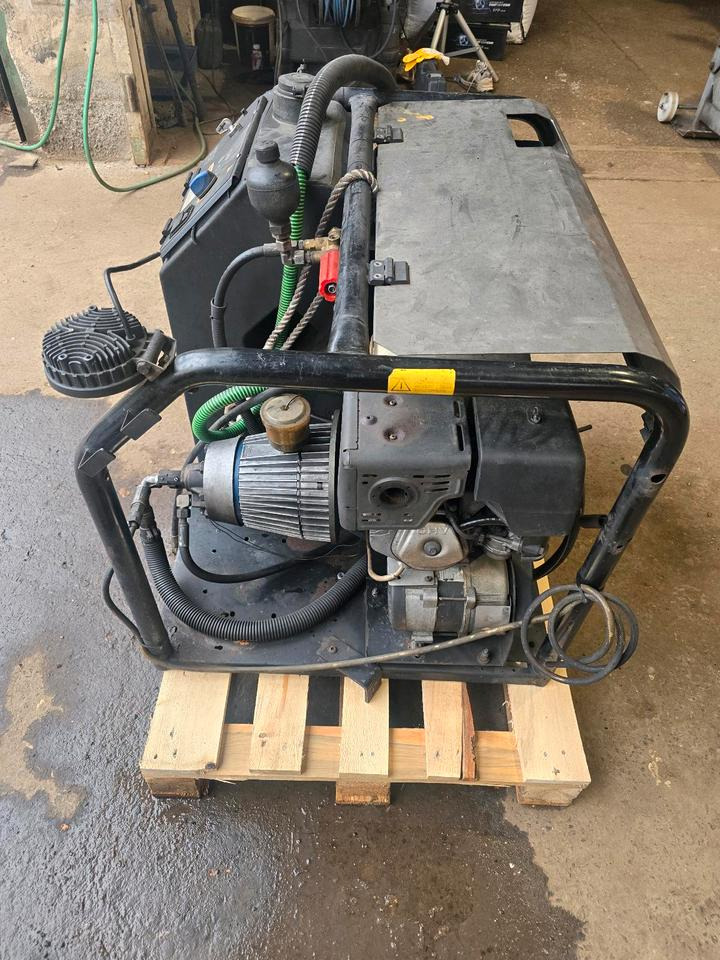 Nilfisk Alto Neptune PE Hochdruckreiniger Heißwasser Dampfstrahler Honda Benzin Motor Kärcher - Водоструйка: снимка 2 Nilfisk Alto Neptune PE Hochdruckreiniger Heißwasser Dampfstrahler Honda Benzin Motor Kärcher - Водоструйка: снимка 2