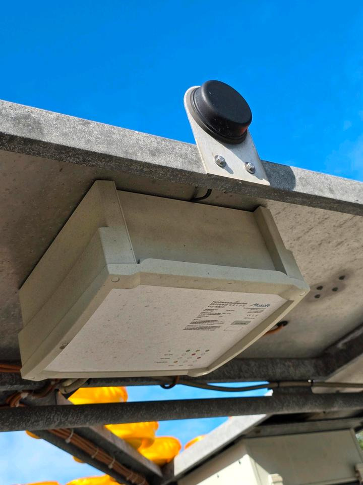 Nissen LED Absperrtafel DORA GPS FAT VZ-616 Fahrbare Absperrtafel Sperrwand Verkehrsleittafel Verkehrssicherungsanhänger Verkehrsleitanhänger Trebbiner Horizont - Ремарке: снимка 5 Nissen LED Absperrtafel DORA GPS FAT VZ-616 Fahrbare Absperrtafel Sperrwand Verkehrsleittafel Verkehrssicherungsanhänger Verkehrsleitanhänger Trebbiner Horizont - Ремарке: снимка 5