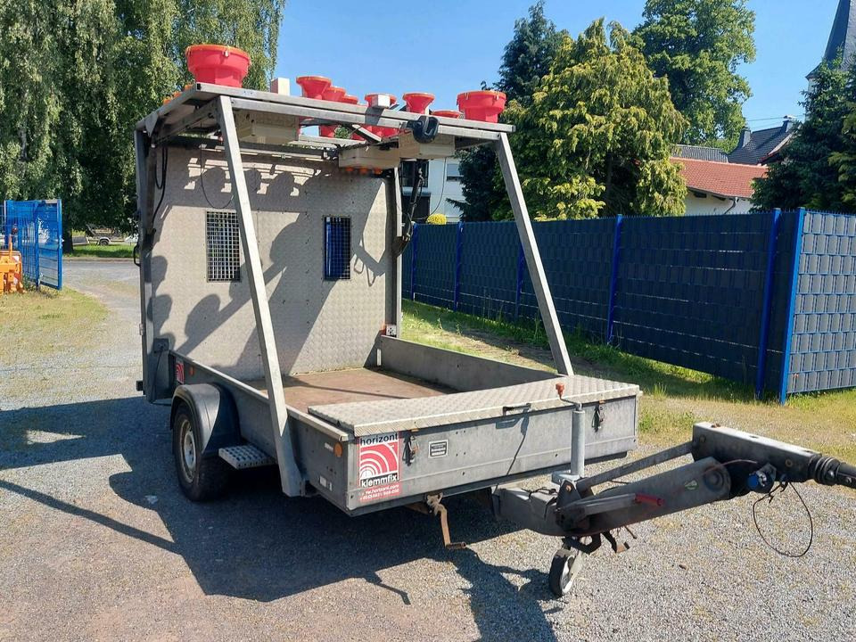 Trebbiner Absperrtafel AMD Verkehrsleittafel Vz616 - Ремарке: снимка 2 Trebbiner Absperrtafel AMD Verkehrsleittafel Vz616 - Ремарке: снимка 2