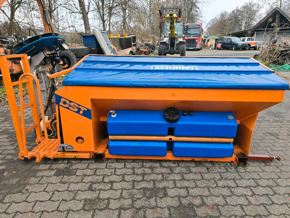 Schmidt DST25-FH 2-Kammer Salzstreuer Winterdienst Streuautomat Stratos SST MITOS Streusilo Solestreuer passend für UNIMOG 405/10 405/12 UGE UGN U300 400 500 530 430 318 423 - Машина за разпръскване на сол/ Пясък: снимка 5 Schmidt DST25-FH 2-Kammer Salzstreuer Winterdienst Streuautomat Stratos SST MITOS Streusilo Solestreuer passend für UNIMOG 405/10 405/12 UGE UGN U300 400 500 530 430 318 423 - Машина за разпръскване на сол/ Пясък: снимка 5