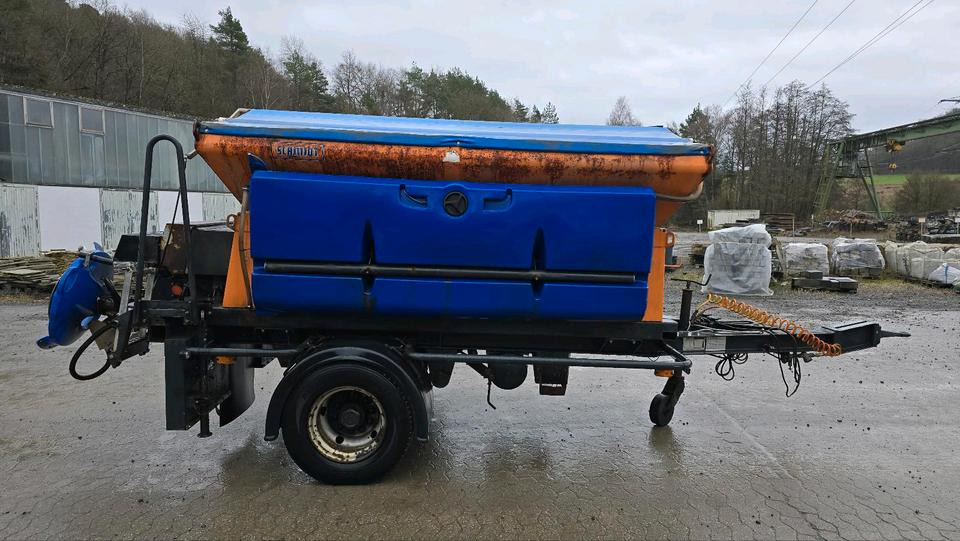 Машина за разпръскване на сол/ Пясък Schmidt Stratos B35-30 AWCLN-490 3,5m3 Salzstreuanhänger Bandstreuer Streuanhänger IMSSF Salzstreuer Winterdienst  Streuautomat Streusilo Solestreuer: снимка 8