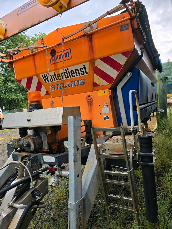 Schmidt Stratos S80 8m3 Salzstreuer Salzsilo Aufbaustreuer LKW Winterdienst Küpper-Weisser - Машина за разпръскване на сол/ Пясък: снимка 4 Schmidt Stratos S80 8m3 Salzstreuer Salzsilo Aufbaustreuer LKW Winterdienst Küpper-Weisser - Машина за разпръскване на сол/ Пясък: снимка 4