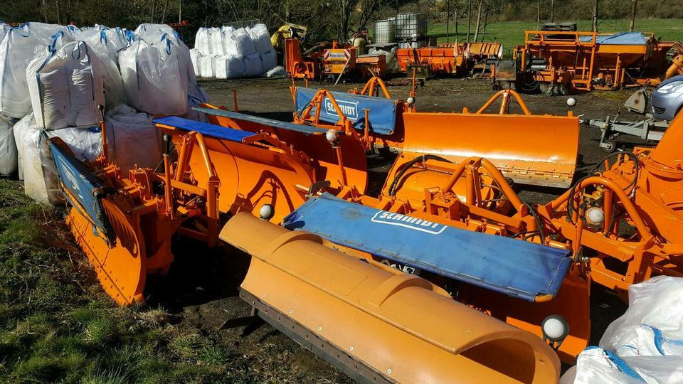 Schneepflug Schmidt Beilhack Winterdienst Schneeschild Unimog Fen - Гребло за сняг: снимка 1 Schneepflug Schmidt Beilhack Winterdienst Schneeschild Unimog Fen - Гребло за сняг: снимка 1