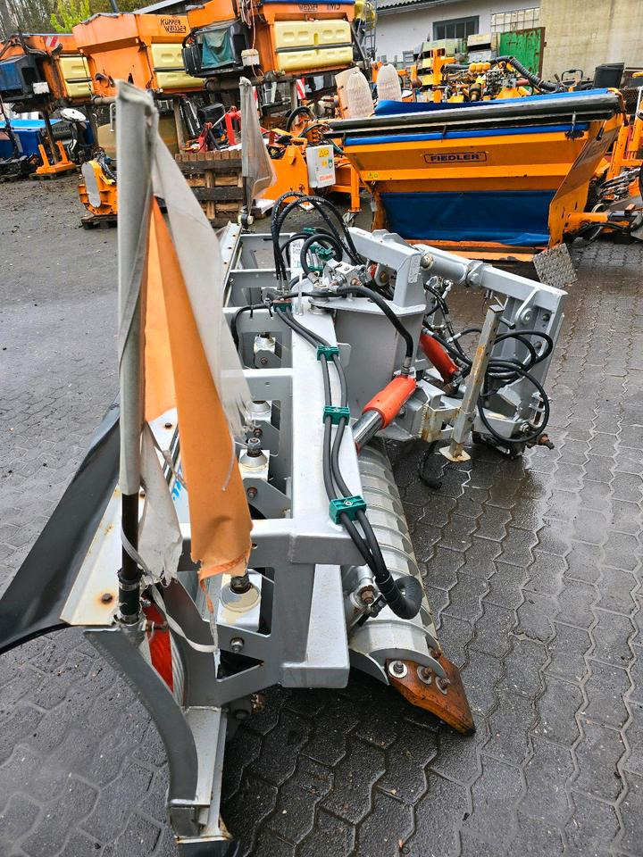 Springer SSL 2902-3 Schneepflug Schneeschild Schneeschieber Unimog 405 U300 400 500 423 427 Schmidt Beilhack Mercedes-Benz - Гребло за сняг: снимка 5 Springer SSL 2902-3 Schneepflug Schneeschild Schneeschieber Unimog 405 U300 400 500 423 427 Schmidt Beilhack Mercedes-Benz - Гребло за сняг: снимка 5