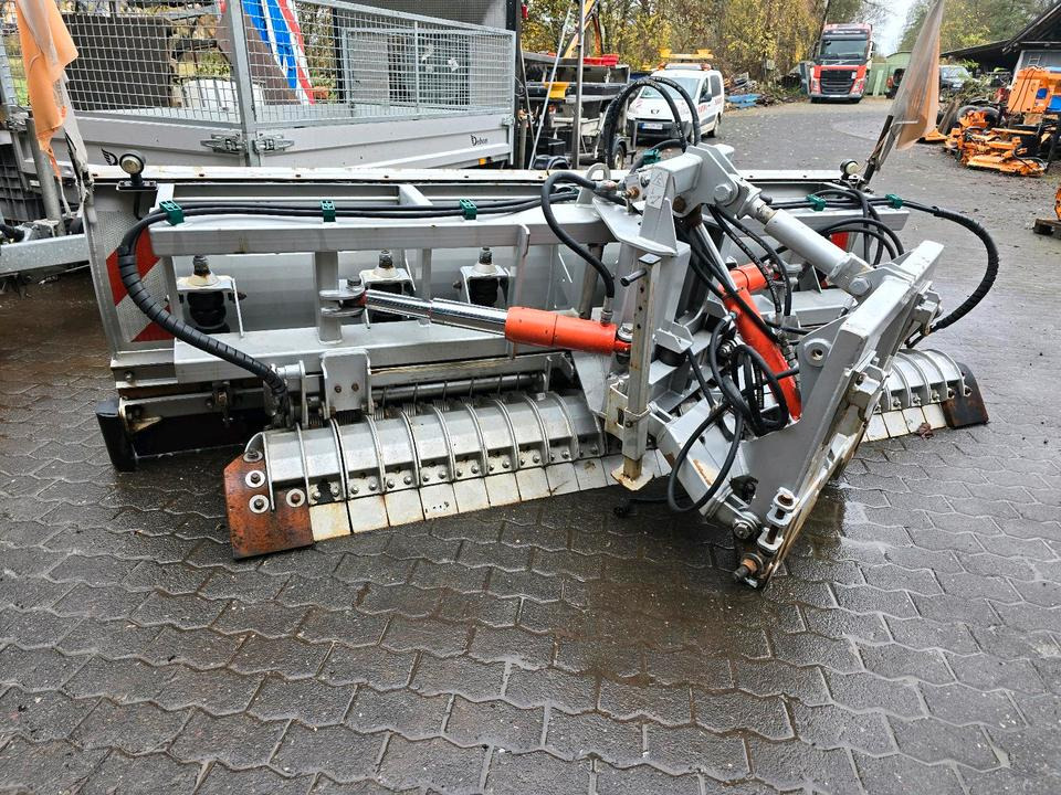 Springer SSL 2902-3 Schneepflug Schneeschild Schneeschieber Unimog 405 U300 400 500 423 427 Schmidt Beilhack Mercedes-Benz - Гребло за сняг: снимка 1 Springer SSL 2902-3 Schneepflug Schneeschild Schneeschieber Unimog 405 U300 400 500 423 427 Schmidt Beilhack Mercedes-Benz - Гребло за сняг: снимка 1