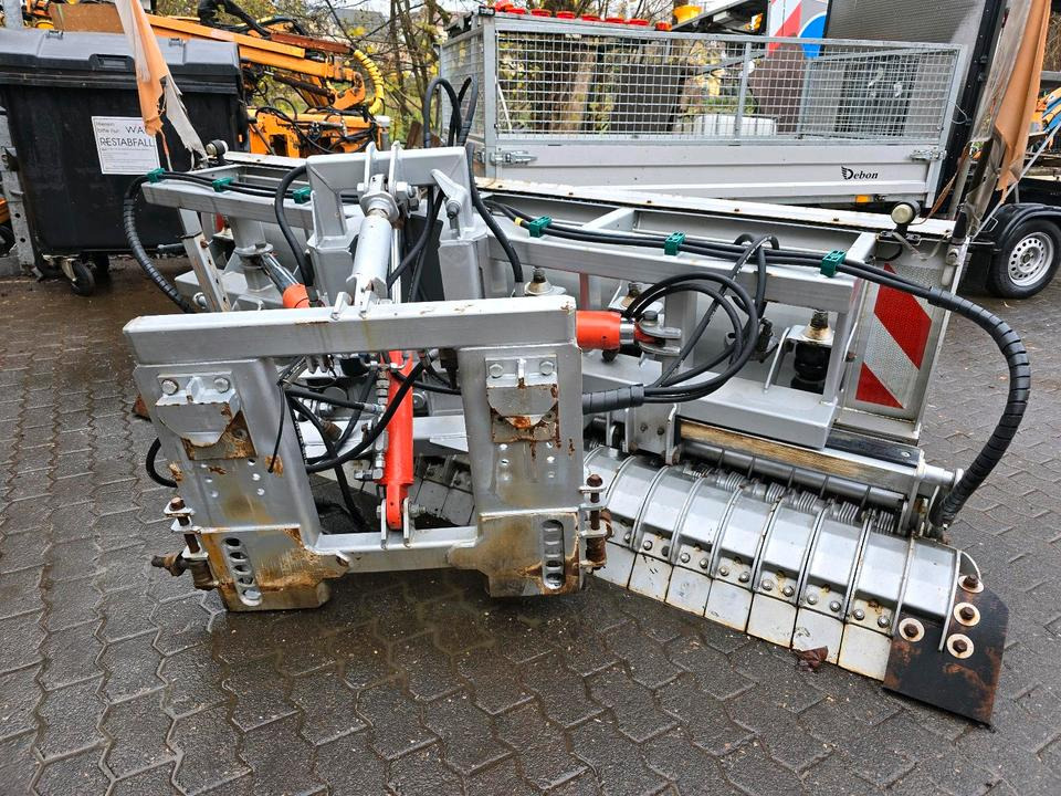 Springer SSL 2902-3 Schneepflug Schneeschild Schneeschieber Unimog 405 U300 400 500 423 427 Schmidt Beilhack Mercedes-Benz - Гребло за сняг: снимка 2 Springer SSL 2902-3 Schneepflug Schneeschild Schneeschieber Unimog 405 U300 400 500 423 427 Schmidt Beilhack Mercedes-Benz - Гребло за сняг: снимка 2