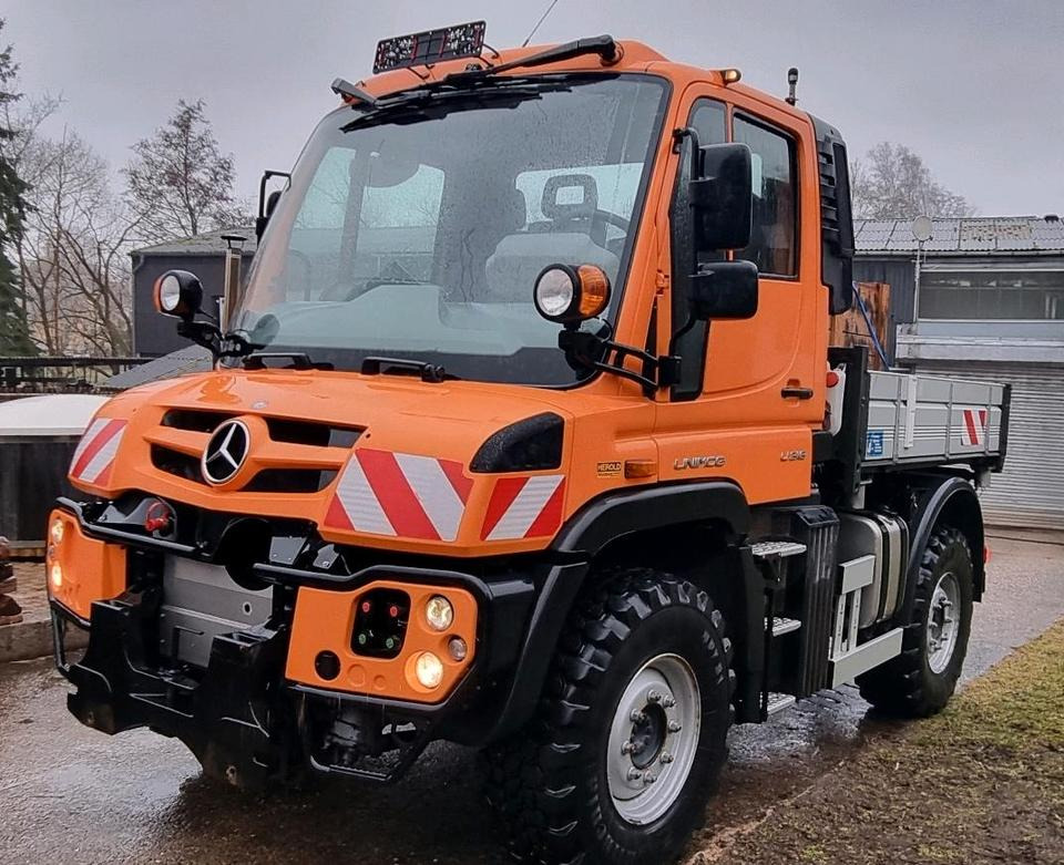 Unimog 405 U318 EAS 640-Betriebsstunden Mercedes-Benz 318 323 327 Automatik Euro6 - Бордови камион, Комунална/ Специална техника: снимка 2 Unimog 405 U318 EAS 640-Betriebsstunden Mercedes-Benz 318 323 327 Automatik Euro6 - Бордови камион, Комунална/ Специална техника: снимка 2