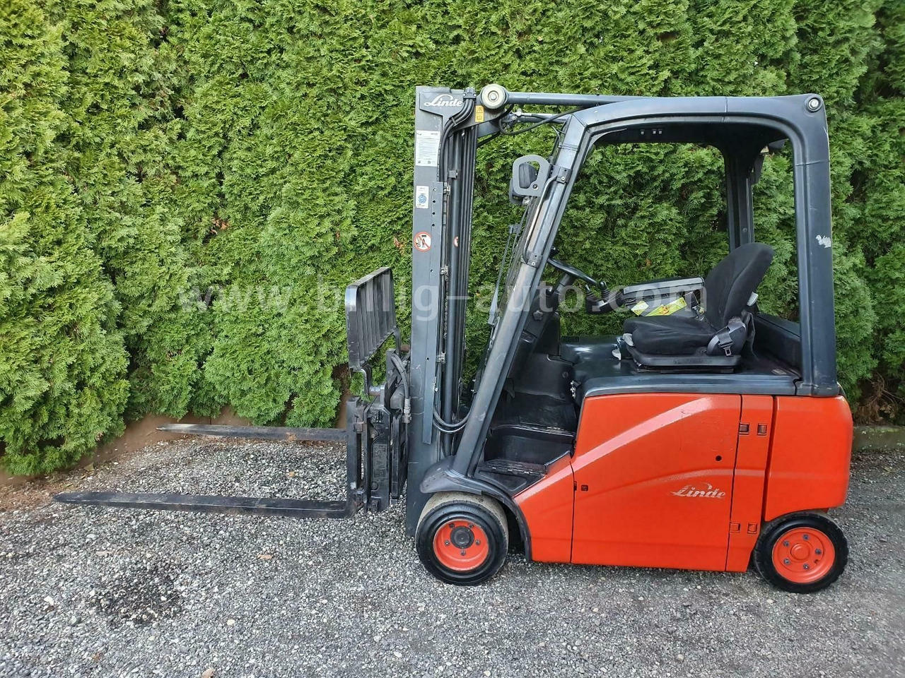 Linde E18 PH 4-Rad Seitenschieber*Zinkenverstellung* - Електрокар: снимка 2 Linde E18 PH 4-Rad Seitenschieber*Zinkenverstellung* - Електрокар: снимка 2