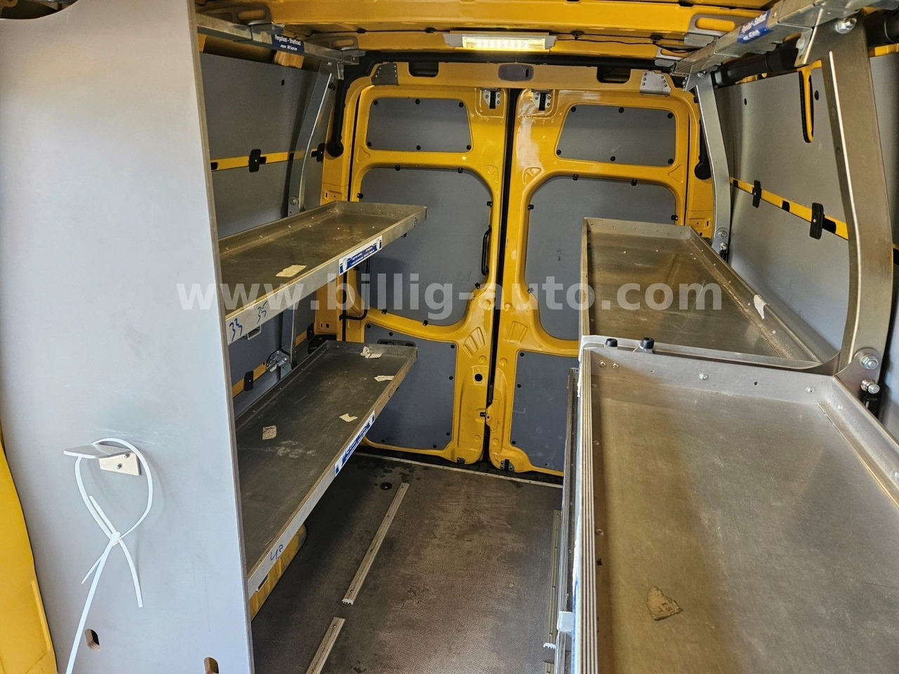 Mercedes-Benz Sprinter 314 CAM Bluetooth Durchgang Regal 1.Hd - Пътнически бус: снимка 3 Mercedes-Benz Sprinter 314 CAM Bluetooth Durchgang Regal 1.Hd - Пътнически бус: снимка 3