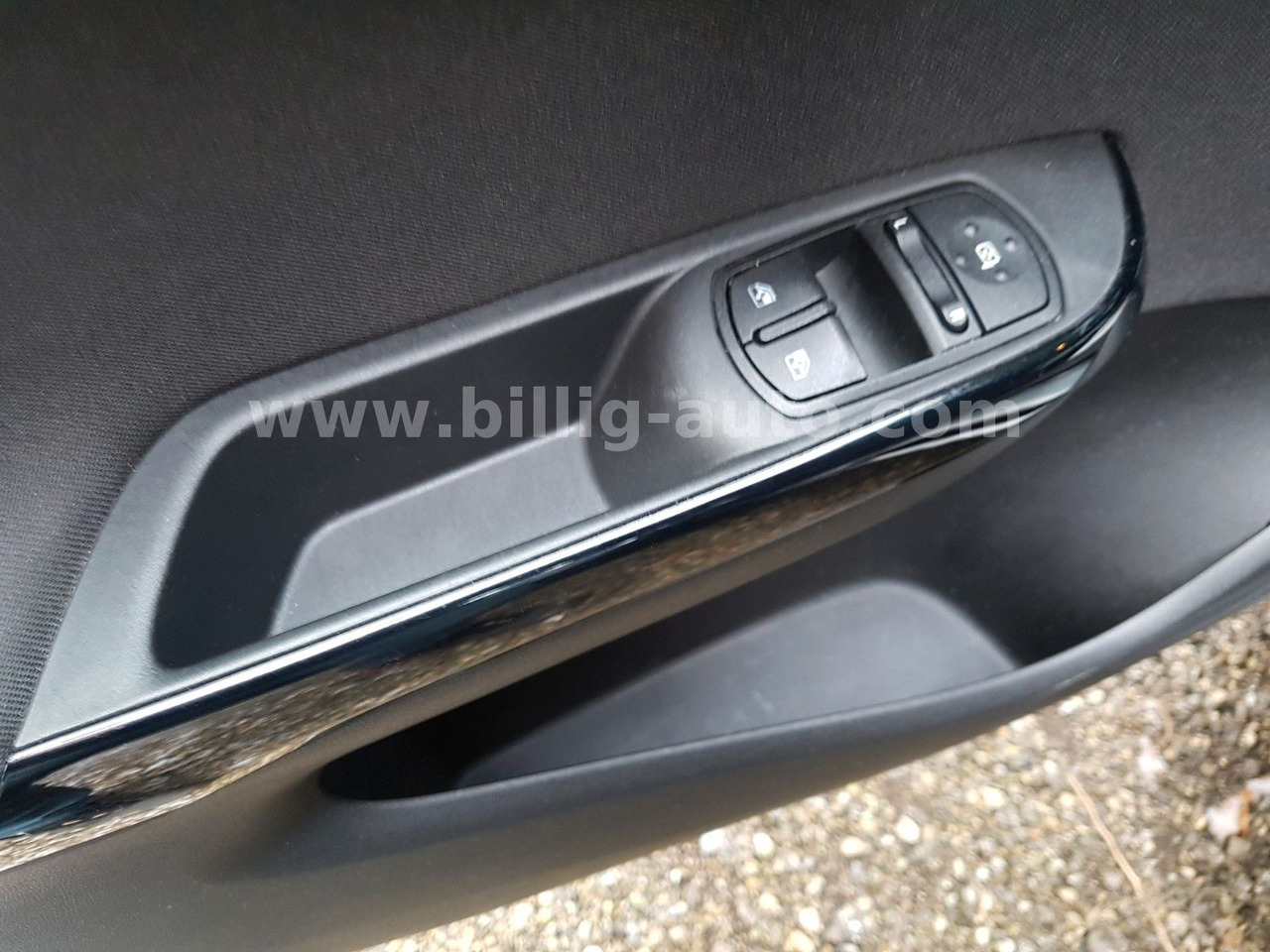 Лек автомобил Opel Corsa Edition NAVI Bluetooth Handy PDC Tempomat: снимка 12