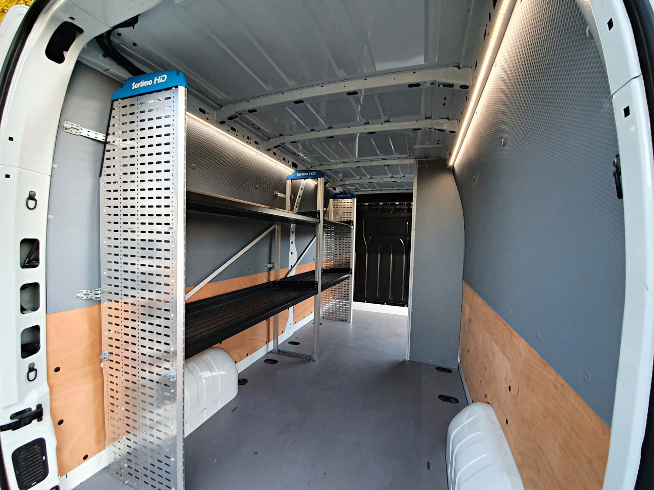 Renault Master EURO 6 *Klima*EU6*Bluetooth*Kamera*MAXI - Товарен бус: снимка 4 Renault Master EURO 6 *Klima*EU6*Bluetooth*Kamera*MAXI - Товарен бус: снимка 4