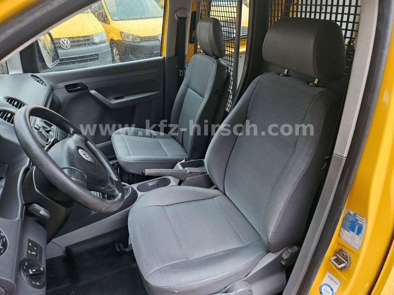 Volkswagen Caddy 2.0 SDI*1.Hand*2-Sitzer*2xSchiebetüre - Пътнически бус: снимка 3 Volkswagen Caddy 2.0 SDI*1.Hand*2-Sitzer*2xSchiebetüre - Пътнически бус: снимка 3